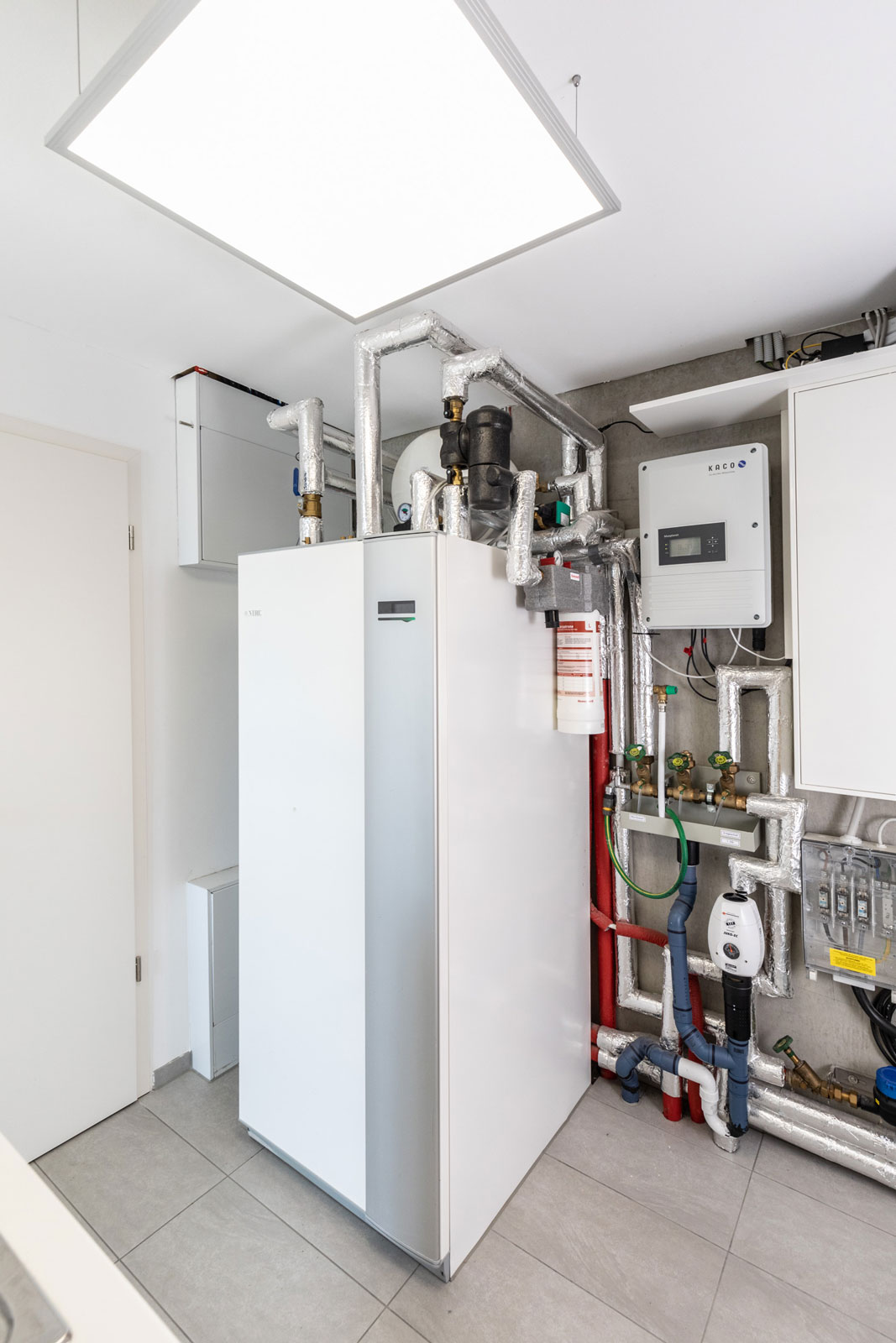 Erst mit exakter Abstimmung der Komponenten zu einem Gesamtsystem wird das volle Potenzial der Geräte erschlossen – Plus-Energiehäuser Rube/Silzle, Loßburg-Wittendorf