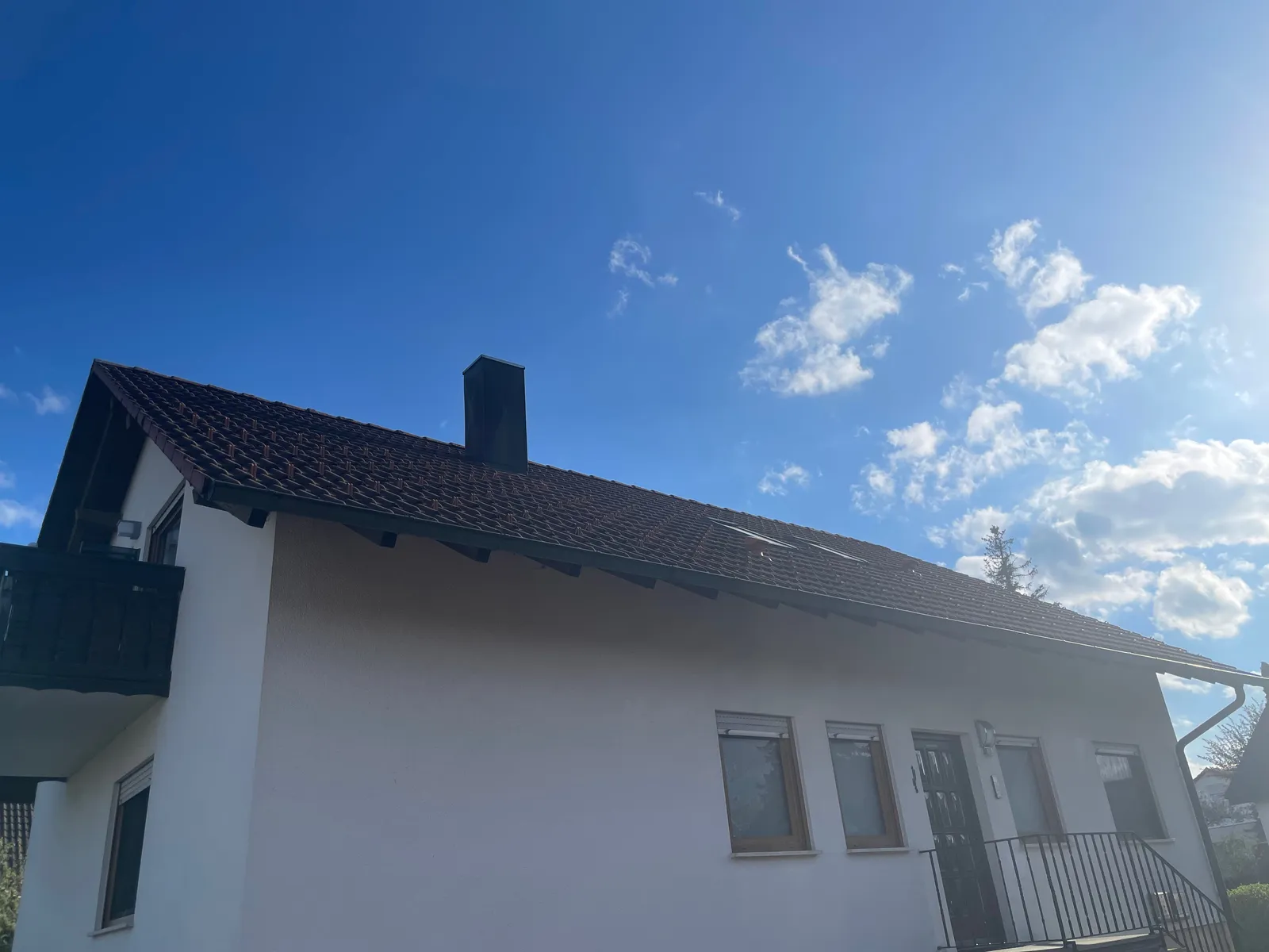 Referenz Neuhausen ob Eck: Vorher: das Zweifamilienhaus aus dem Jahr 1975